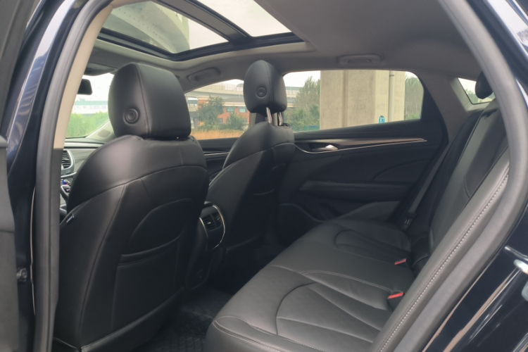 别克 君越 2021款 552T 豪华型中控内饰7003