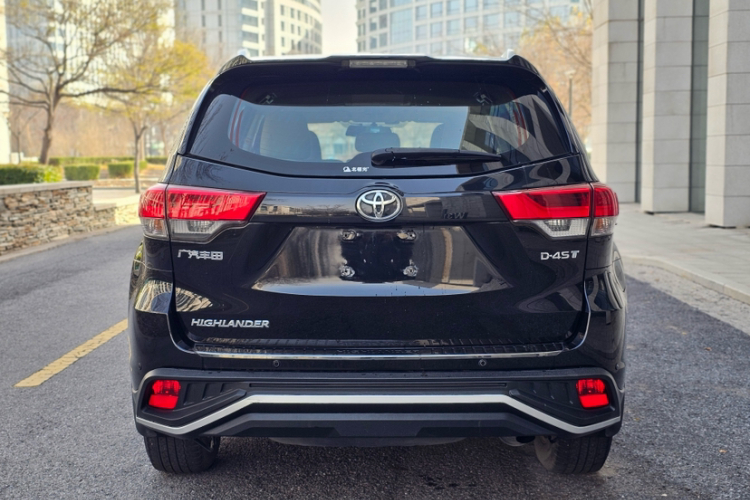 丰田 汉兰达 2018款 2.0T 两驱精英版 5座 国VI车身外观6005