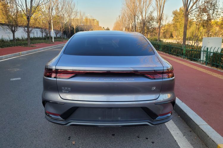 比亚迪 汉 2022款 DM-i 121KM 尊享型车身外观6004