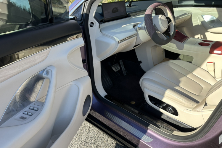 鸿蒙智行 智界R7 2024款 纯电 667km Max中控内饰7003