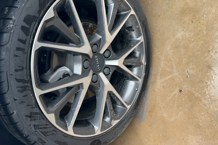 领克03 2019款 2.0TD 自动劲Pro版局部细节9001