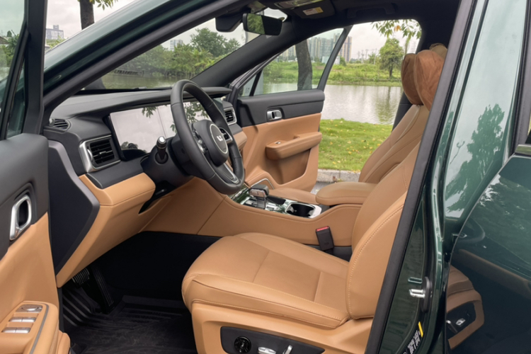 理想汽车 理想ONE 2021款 增程6座版局部细节19