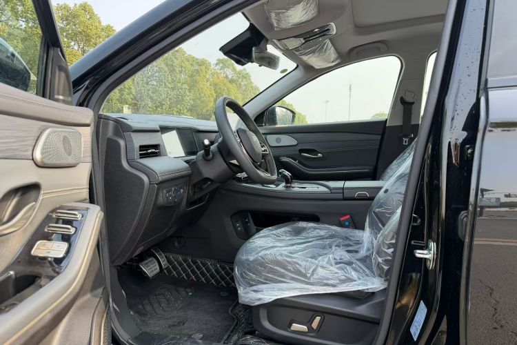 捷途山海L9 2024款 1.5TD 2DHT Pro 7座中控内饰7002