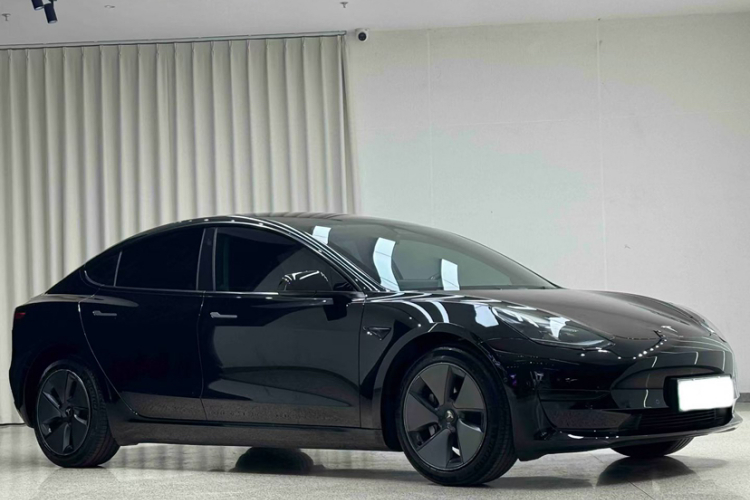 特斯拉 Model 3 2022款 后轮驱动版车身外观6002
