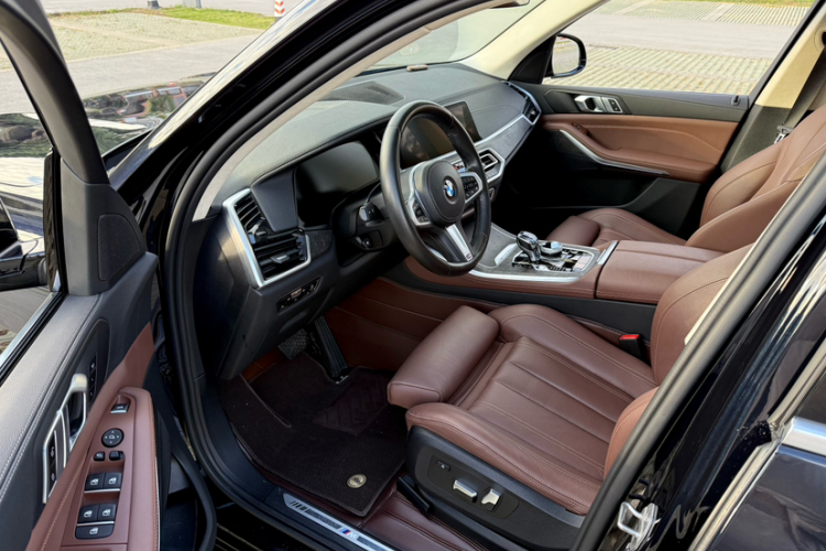 宝马X5(进口) 2022款 xDrive30i M运动套装局部细节19