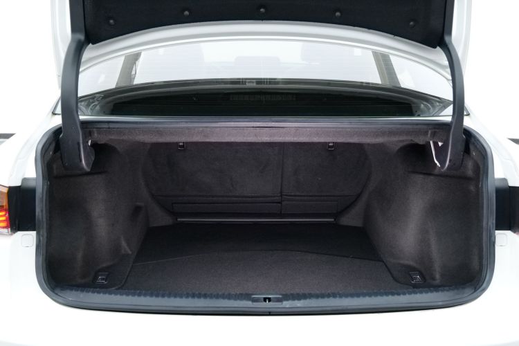 雷克萨斯IS 2017款 300 领先版中控内饰7006