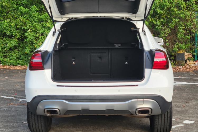 奔驰GLA 2017款 GLA 200 动感型局部细节23