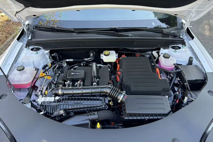 比亚迪 秦PLUS 2025款 DM-i 智驾版 55KM领先型中控内饰7014