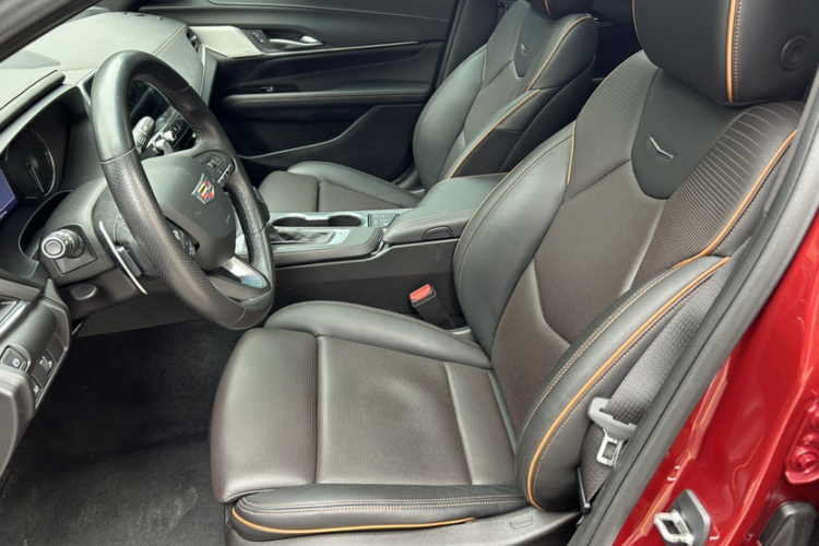 凯迪拉克CT4 2020款 28T 精英型中控内饰7005