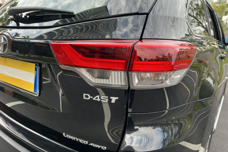 丰田 汉兰达 2020款 2.0T 四驱百万纪念版 7座车身外观6008