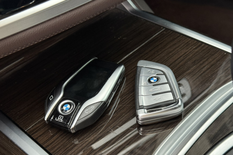 宝马7系 2017款 730Li 领先型中控内饰7004