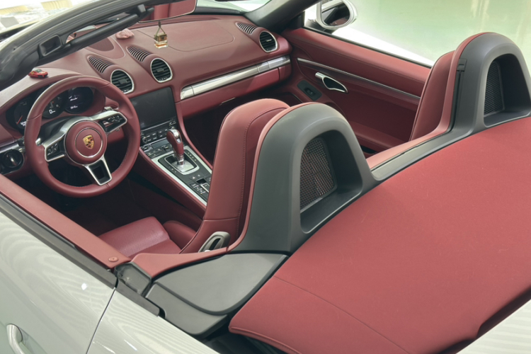 保时捷718 2020款 Boxster 2.0T中控内饰7004