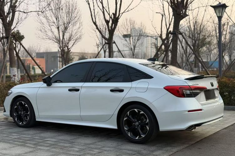 本田 思域 2022款 240TURBO CVT燃动版车身外观6007