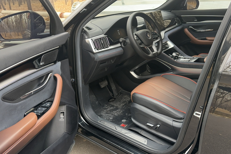 比亚迪 宋PLUS 2020款 1.5T 自动旗舰PLUS中控内饰7001