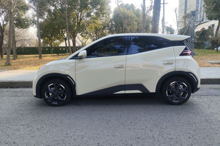 比亚迪 海鸥 2025款 305km 自由版车身外观6009