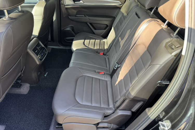 大众 途昂 2020款 380TSI 四驱豪华版 国VI中控内饰7006