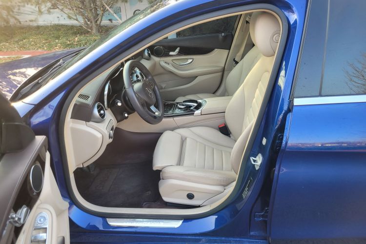 奔驰C级 2015款 改款  C 180 L中控内饰7002