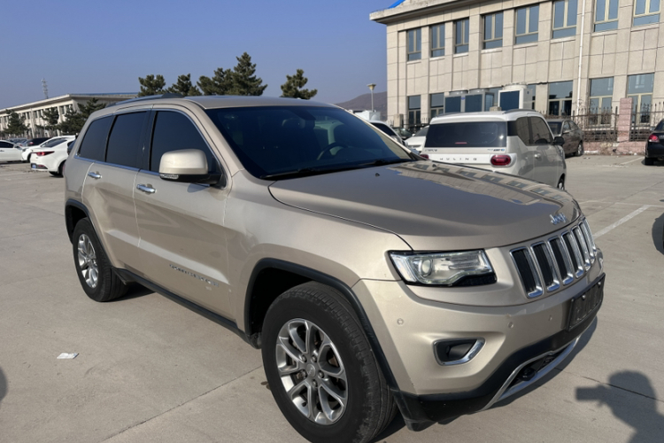 Jeep 大切诺基(进口) 2014款 3.6L 精英导航版车身外观6003