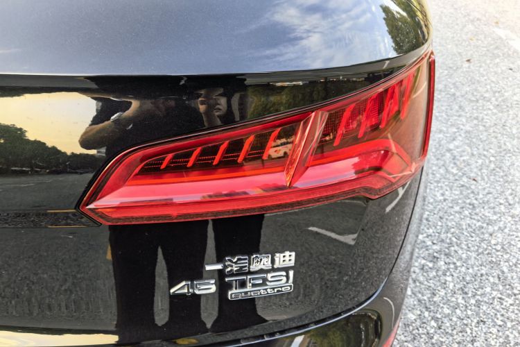 奥迪Q5L 2020款 45 TFSI 尊享时尚型局部细节9003
