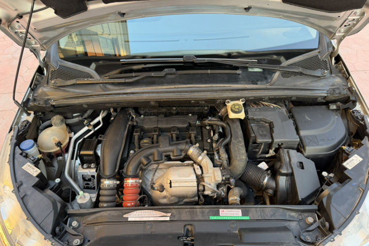 雪铁龙C4L 2015款 1.6T 自动尊贵版局部细节24