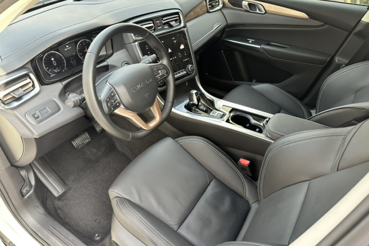 领克01 2019款 2.0T 两驱型Pro版 国VI中控内饰7005