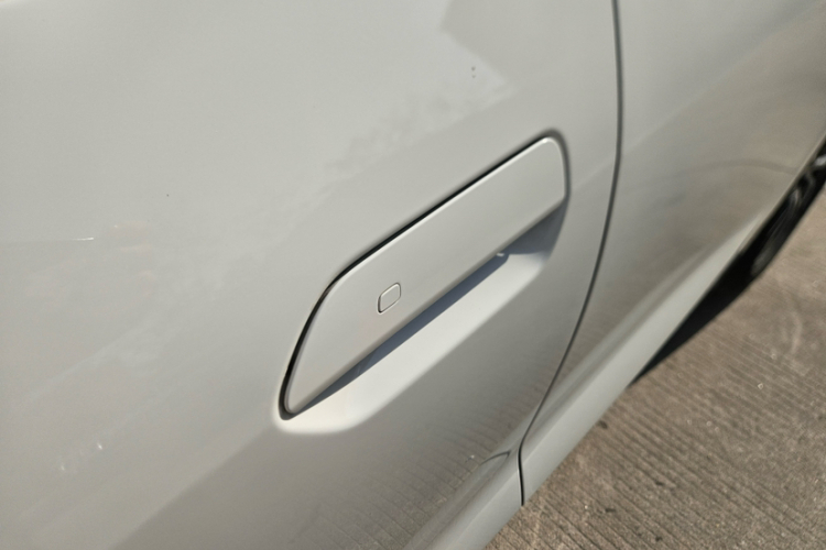 比亚迪 海豹06新能源 2024款 DM-i 120KM尊荣型车身外观6010