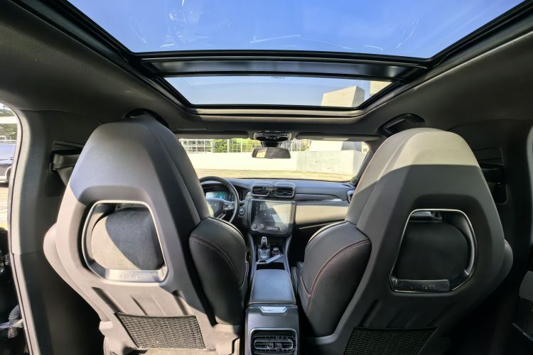 领克03 2018款 1.5TD DCT劲版 国V中控内饰7012