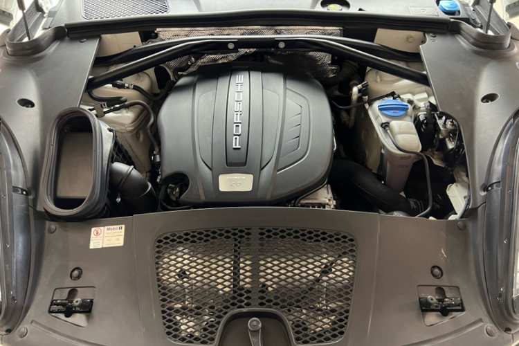 保时捷 2014款 Macan 2.0T中控内饰7008