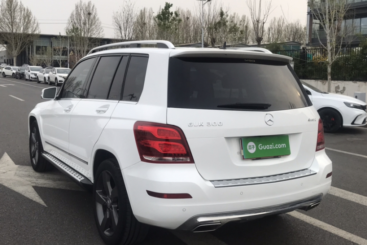 奔驰GLK级 2013款 改款 GLK 300 4MATIC 时尚型车身外观6005
