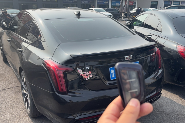 凯迪拉克CT5 2022款 28T 尊贵型车身外观6005