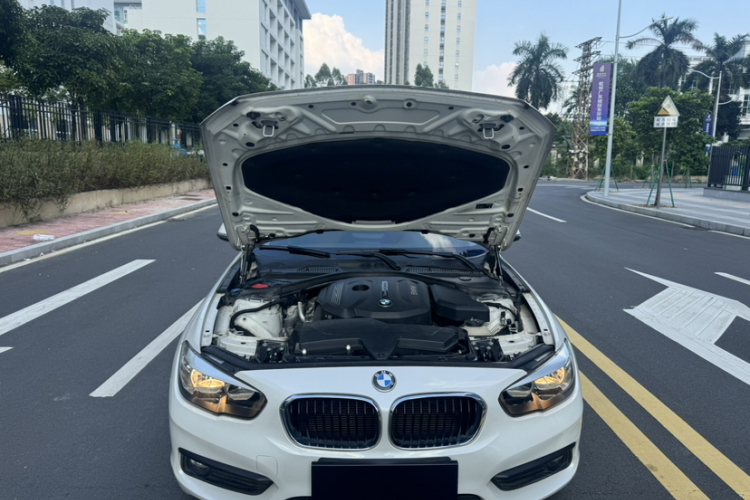 宝马1系(进口) 2018款 118i 领先型局部细节24