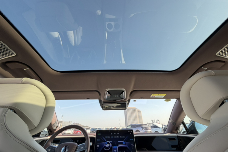 腾势Z9GT 2024款 1100四驱Max版局部细节22