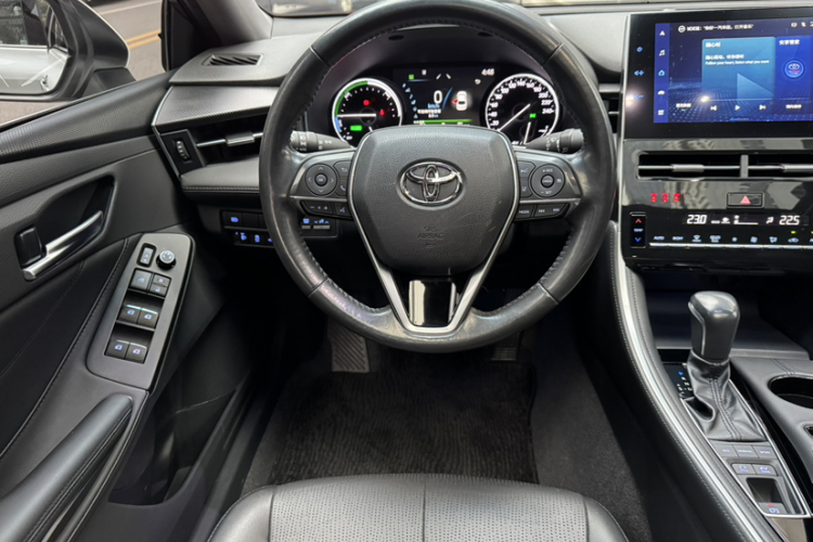 丰田 亚洲龙 2023款 双擎 2.5L 豪华版中控内饰7006