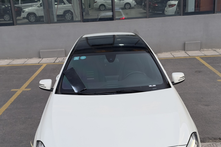 奔驰A级(进口) 2017款 A 200 动感型车身外观6009