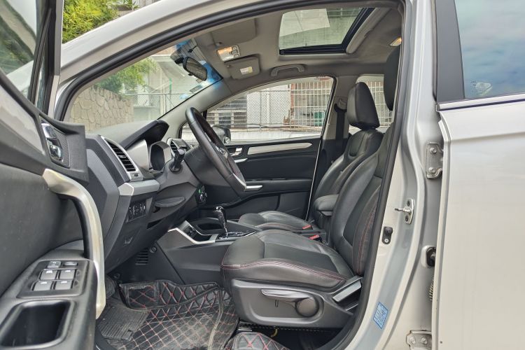 江汽集团 瑞风S3 2016款 1.5L CVT豪华智能尊享版中控内饰7001