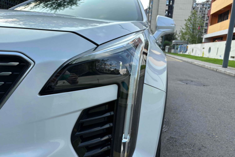 凯迪拉克XT4 2018款 28T 两驱领先型局部细节36