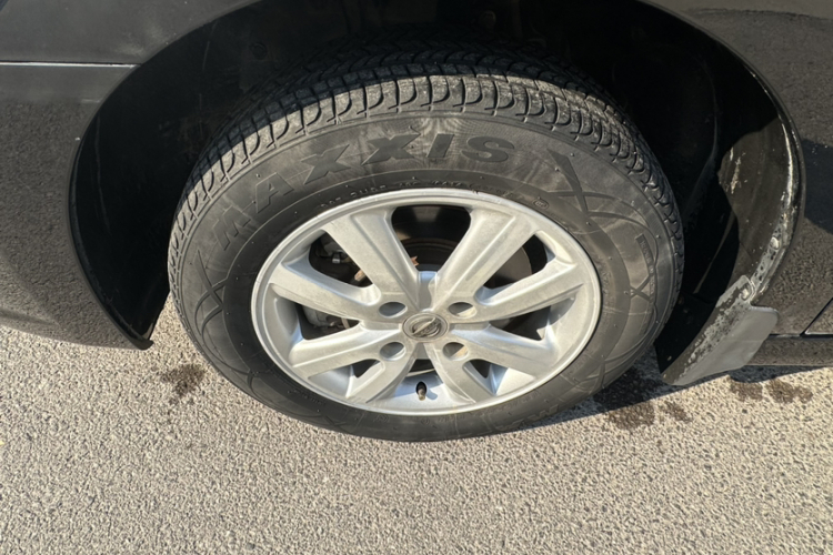 日产 轩逸 2012款 经典 1.6XE 手动舒适版车身外观6007