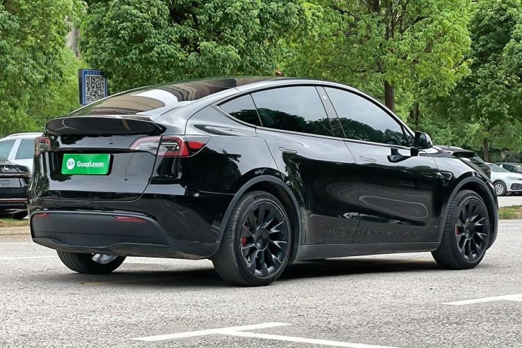特斯拉 Model Y 2022款 改款 后轮驱动版车身外观6005
