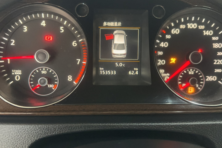 大众 迈腾 2015款 改款 2.0TSI 尊贵型中控内饰15