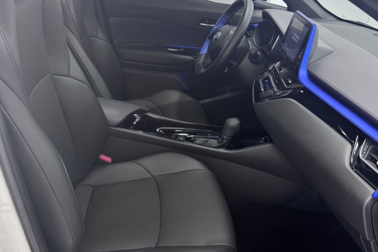 丰田 奕泽IZOA 2020款 2.0L 奕享版中控内饰7010