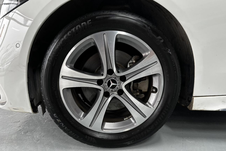 奔驰C级 2022款 改款 C 200 L 运动版车身外观6002