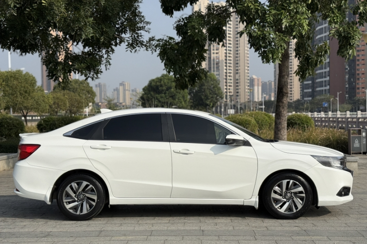 本田 凌派 2019款 180Turbo CVT领先版 国V车身外观6002