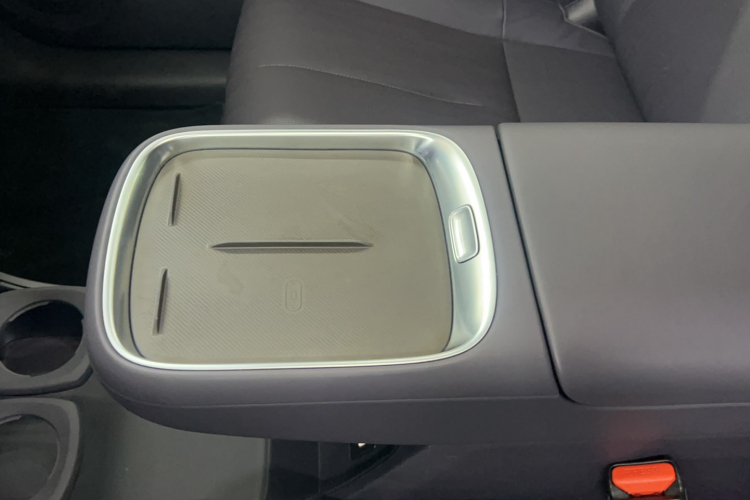 零跑汽车 零跑B10 2025款 510悦享版局部细节18