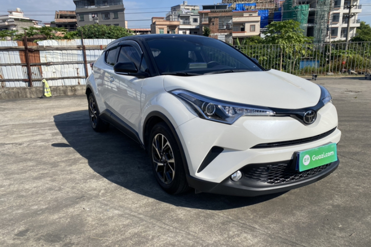 丰田C-HR 2020款 2.0L 领先版车身外观6001