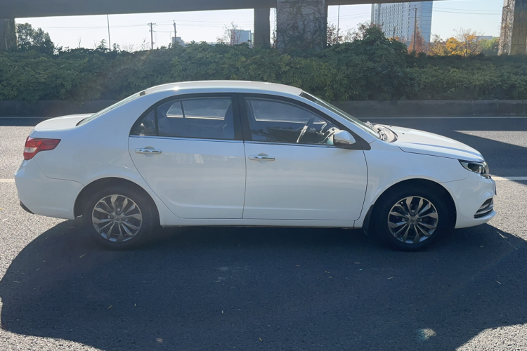 吉利汽车 远景 2017款 1.5L 自动幸福版车身外观6003