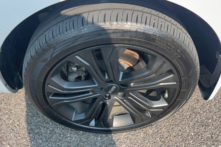 魏牌 VV5 2017款 2.0T 旗舰型车身外观6011