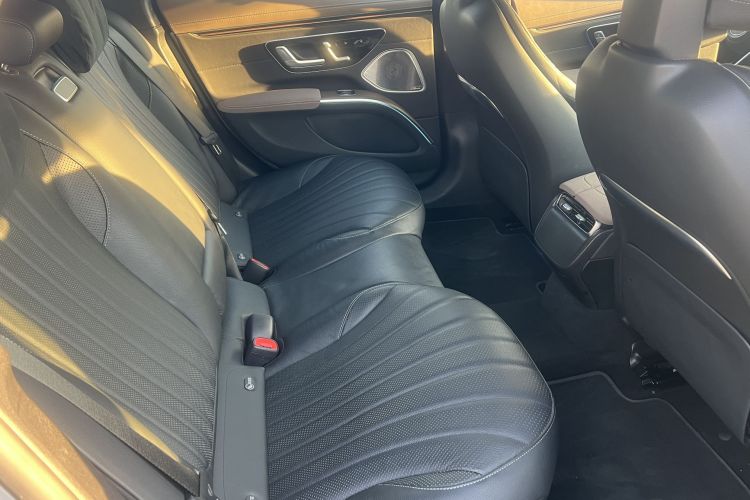 奔驰EQS 2022款 改款 450+ 先锋版中控内饰7008