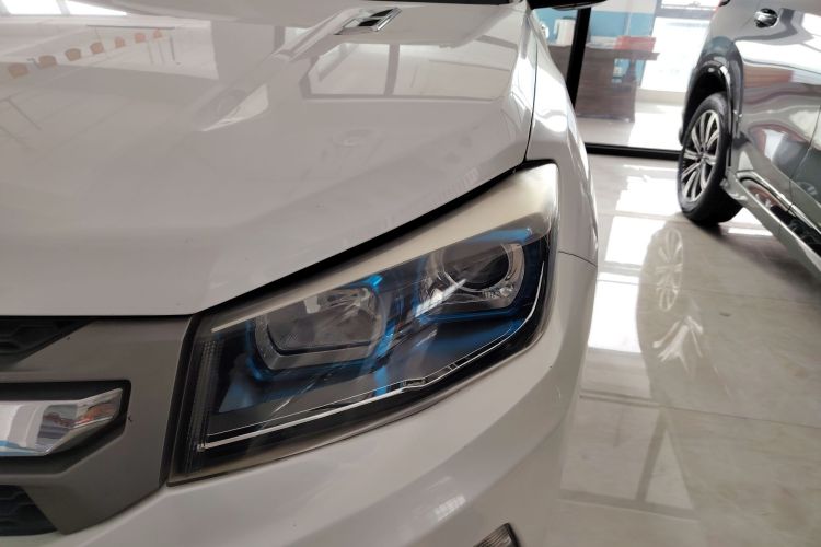 长安CS75 2014款 1.8T 自动尊贵型 国IV车身外观6007