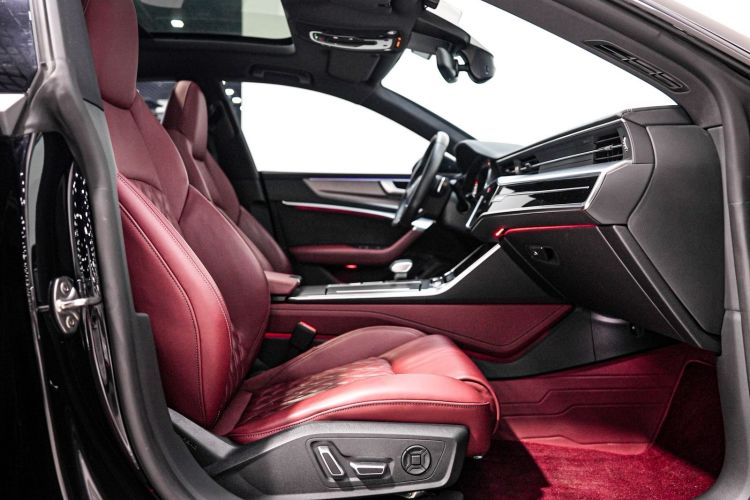 奥迪A7L 2024款 45 TFSI quattro 黑武士版中控内饰7009