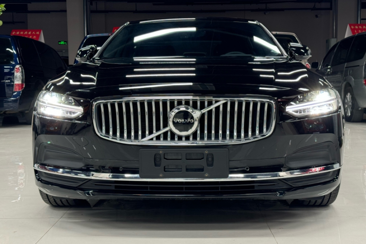 沃尔沃S90 2023款 B5 智逸豪华版车身外观6003